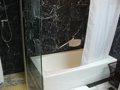 Prime Wangfujing Hotel 5*