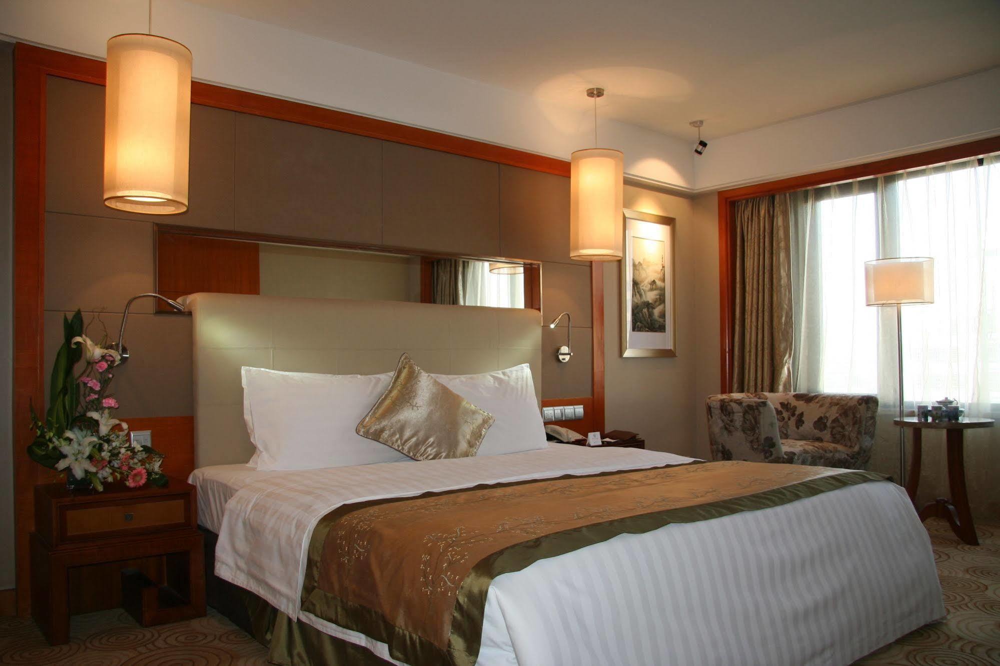 Prime Wangfujing Hotel