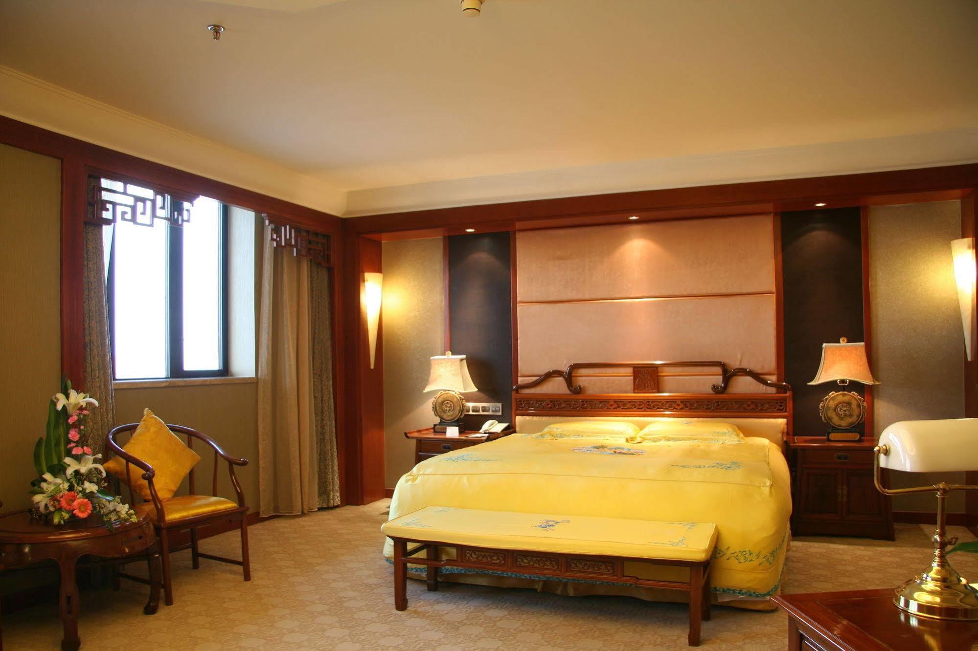 Prime Wangfujing Hotel
